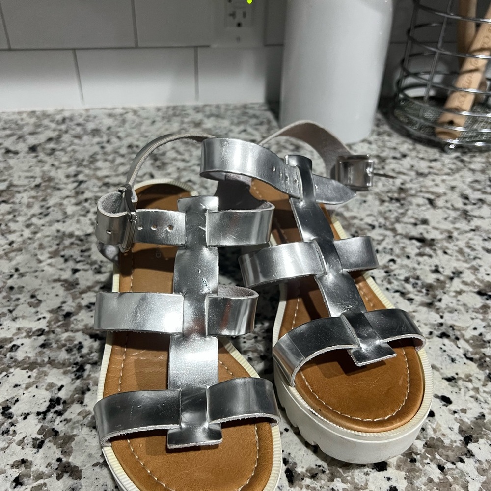 Charles David Shoes